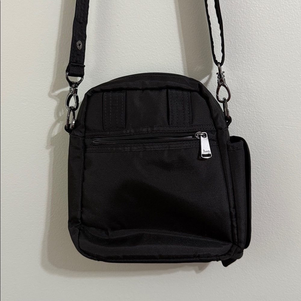 Lug Flapper black Bag - Picture 3 of 11